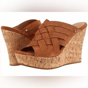 UGG Tan Woven Wedge Platform Sandals Sz 10